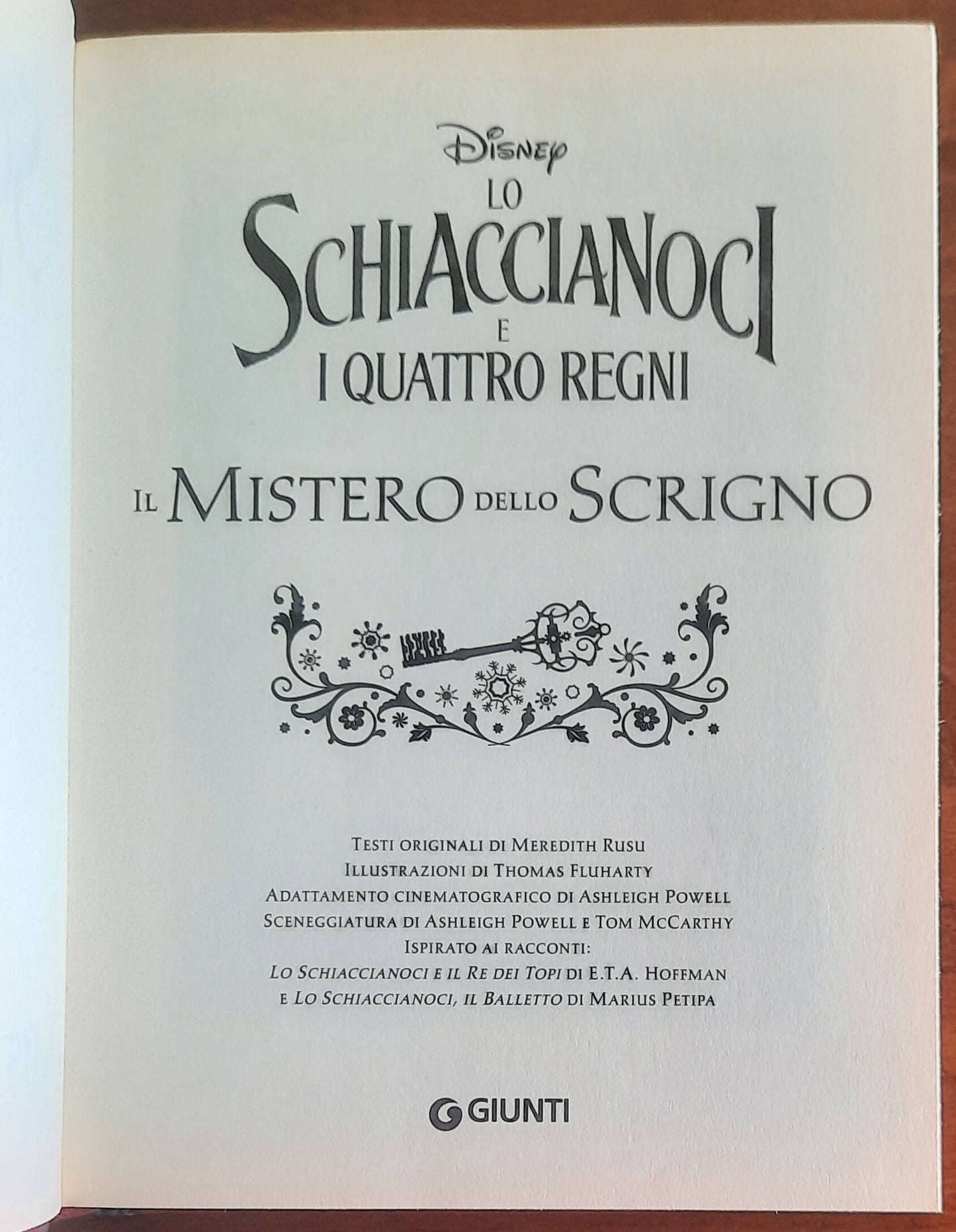 Lo Schiaccianoci e i quattro regni. Il mistero dello scrigno