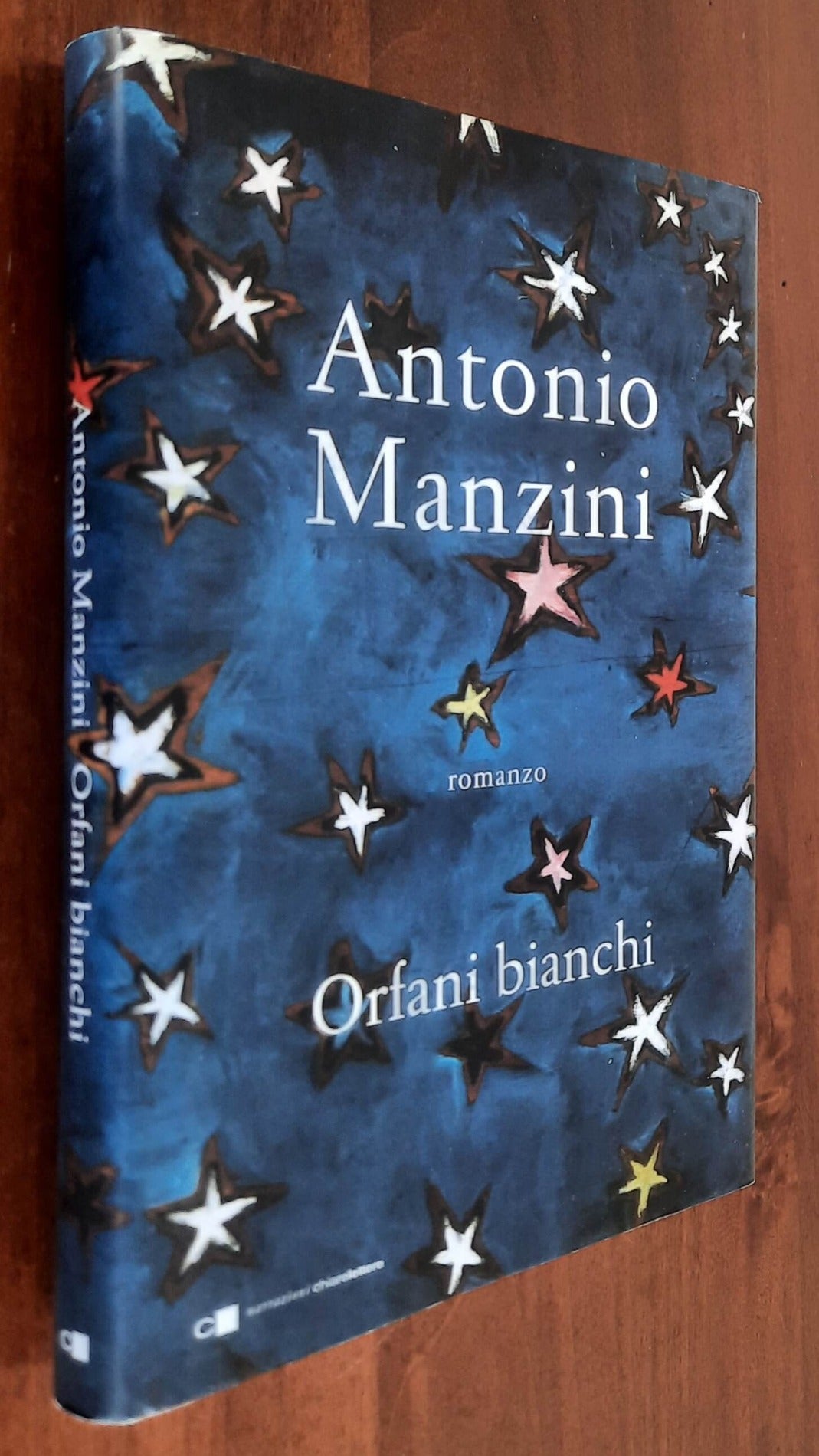 Orfani bianchi - di Antonio Manzini