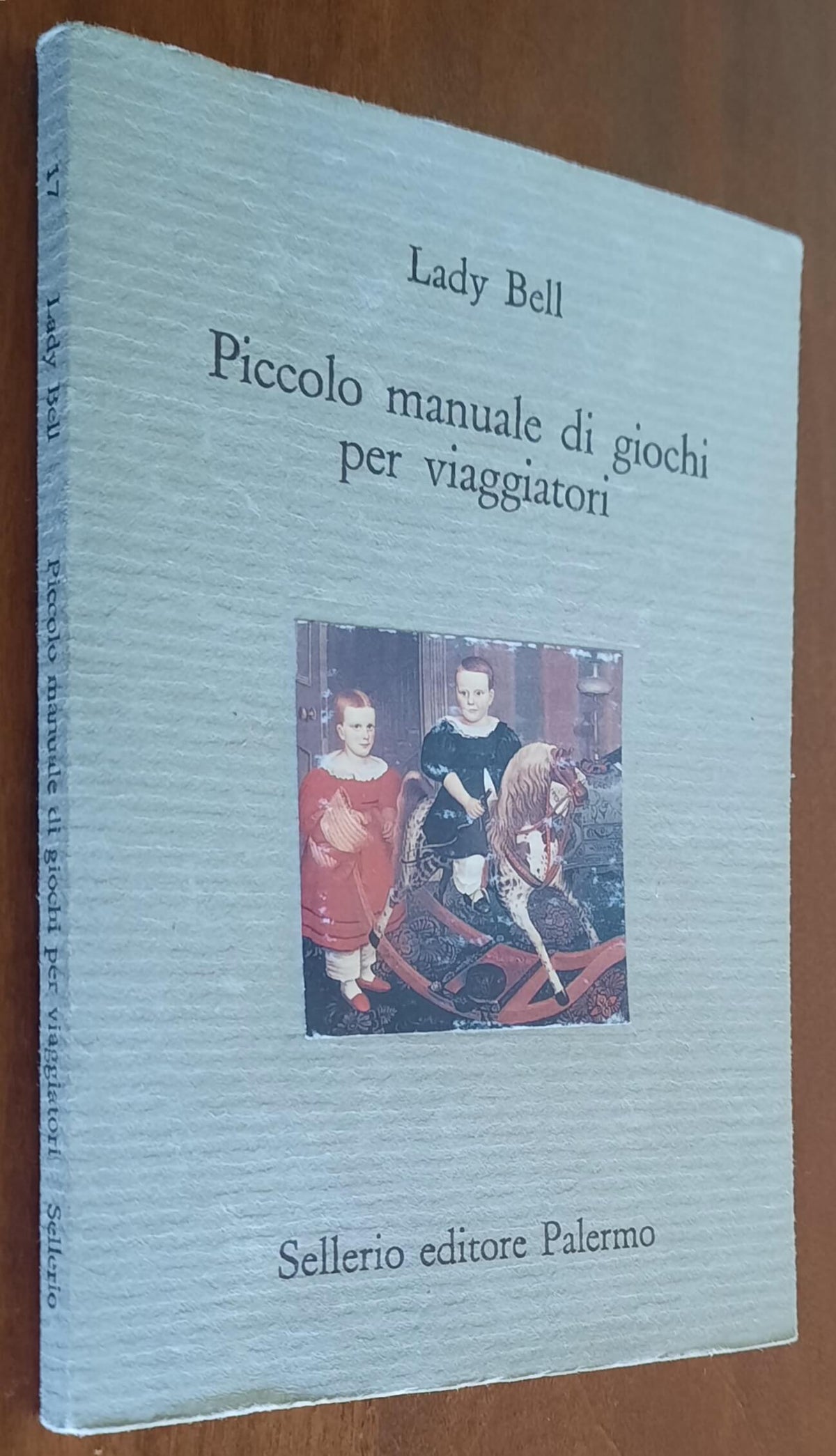 Piccolo manuale di giochi per viaggiatori - Sellerio