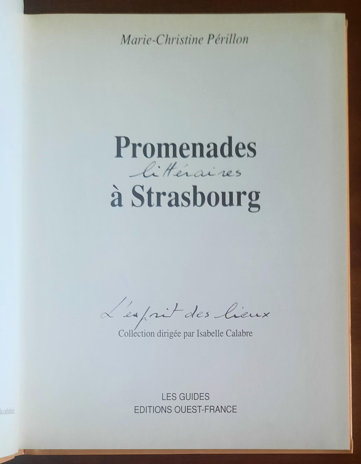 Promenades litteraires a Strasbourg - Les Guides Editions Ouest-france