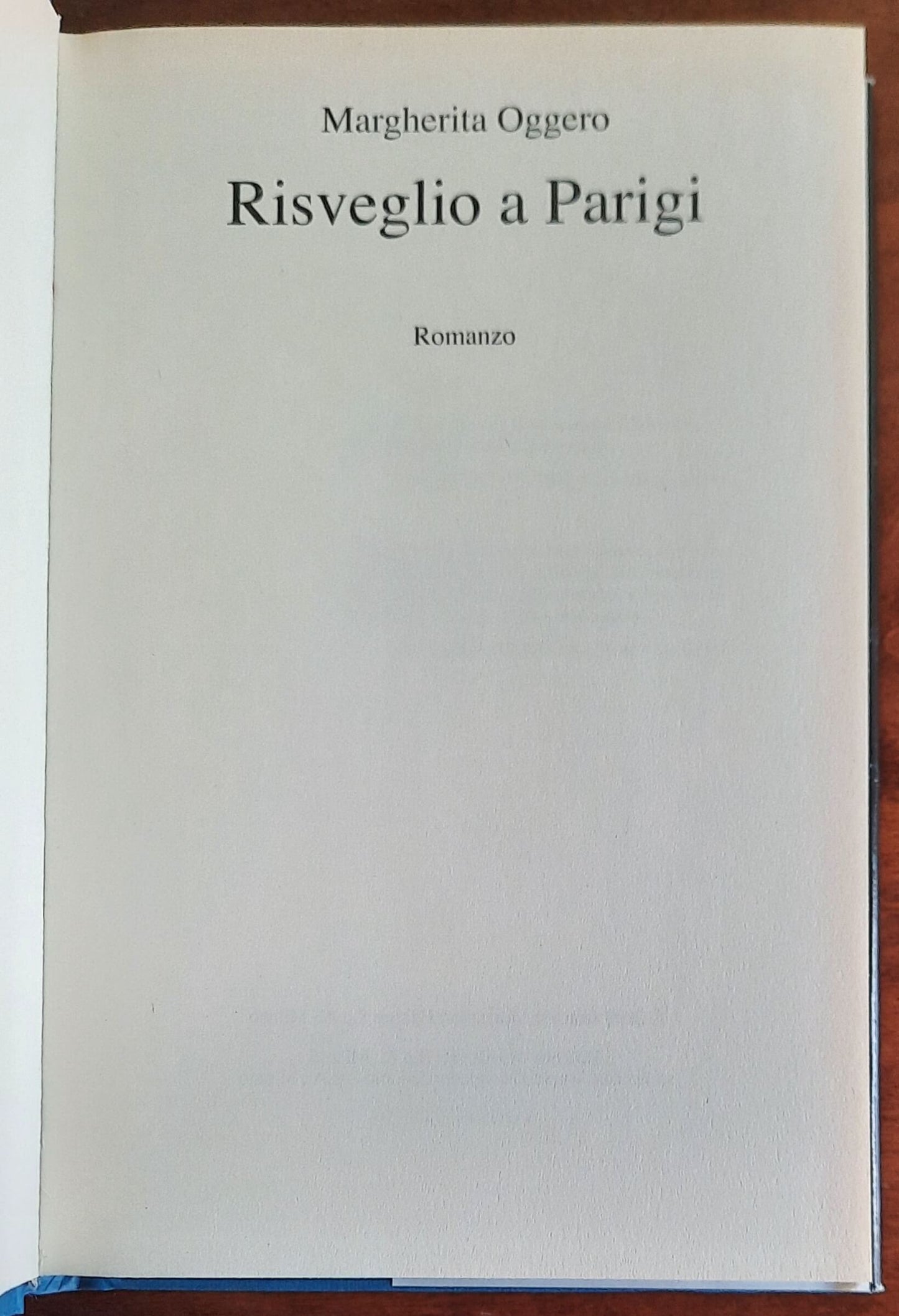 Risveglio a Parigi - di Margherita Oggero