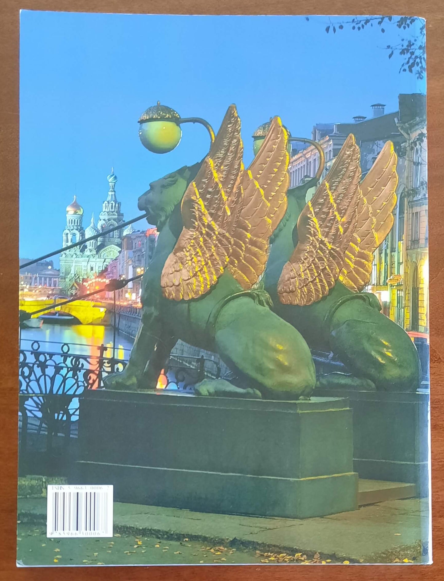 San Pietroburgo. La storia e l’architettura - Casa Editrice Jarkij Gorod