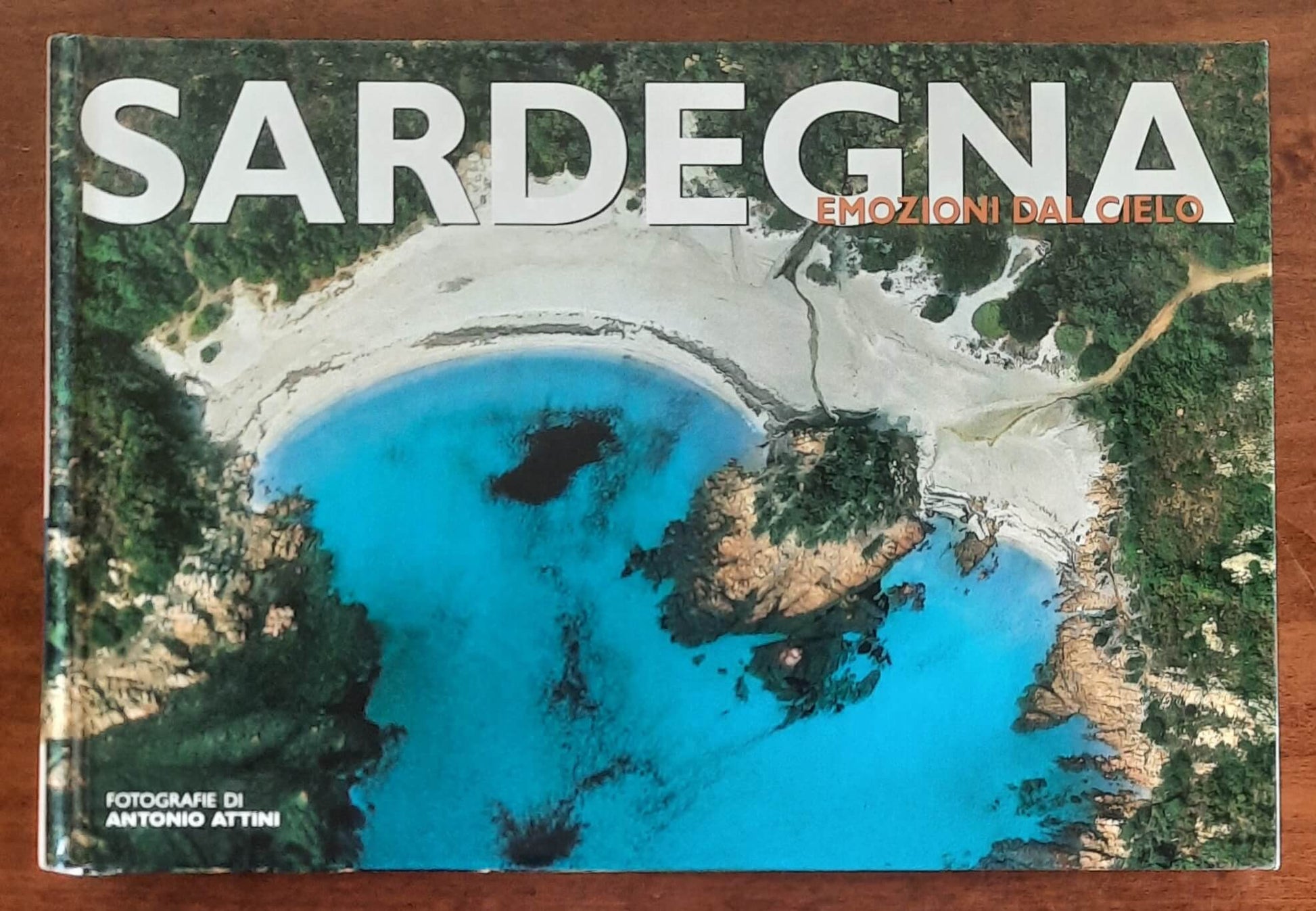 Sardegna. Emozioni dal cielo - White Star