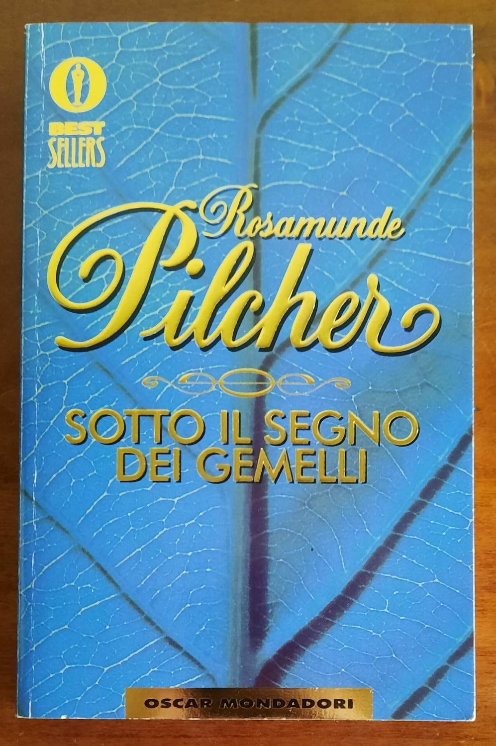 Sotto il segno dei gemelli - Mondadori - Libreria Biellese