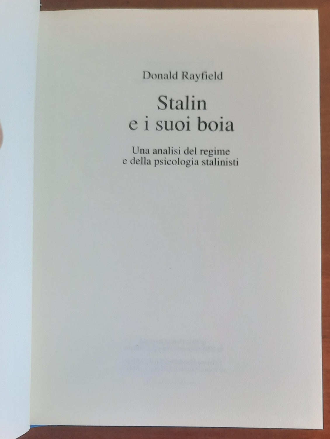 Stalin e i suoi boia. Un’analisi del regime e della psicologia stalinisti - Libreria Biellese