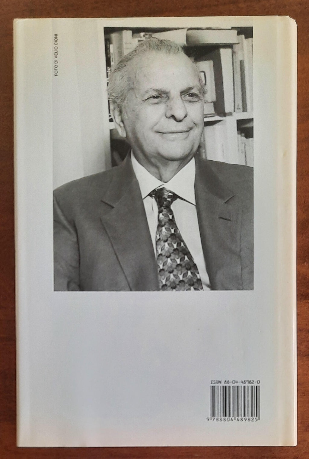 Starace. L’uomo che inventò lo stile fascista - Mondadori