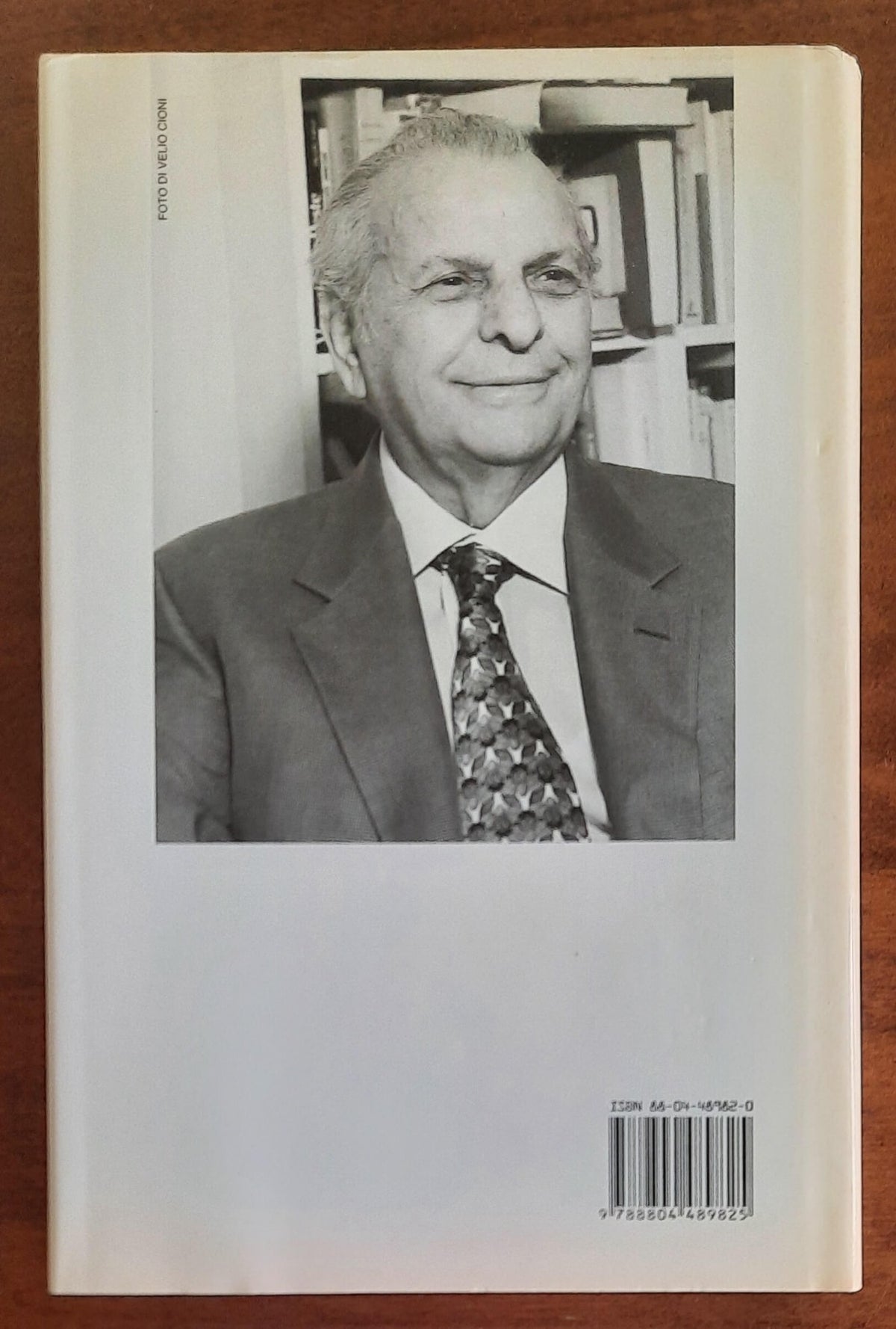 Starace. L’uomo che inventò lo stile fascista - Mondadori