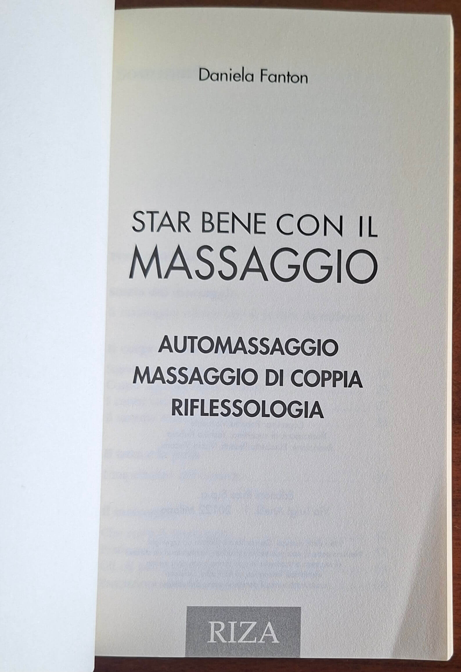 Star bene con il massaggio. Automassaggio, massaggio di coppia, riflessologia