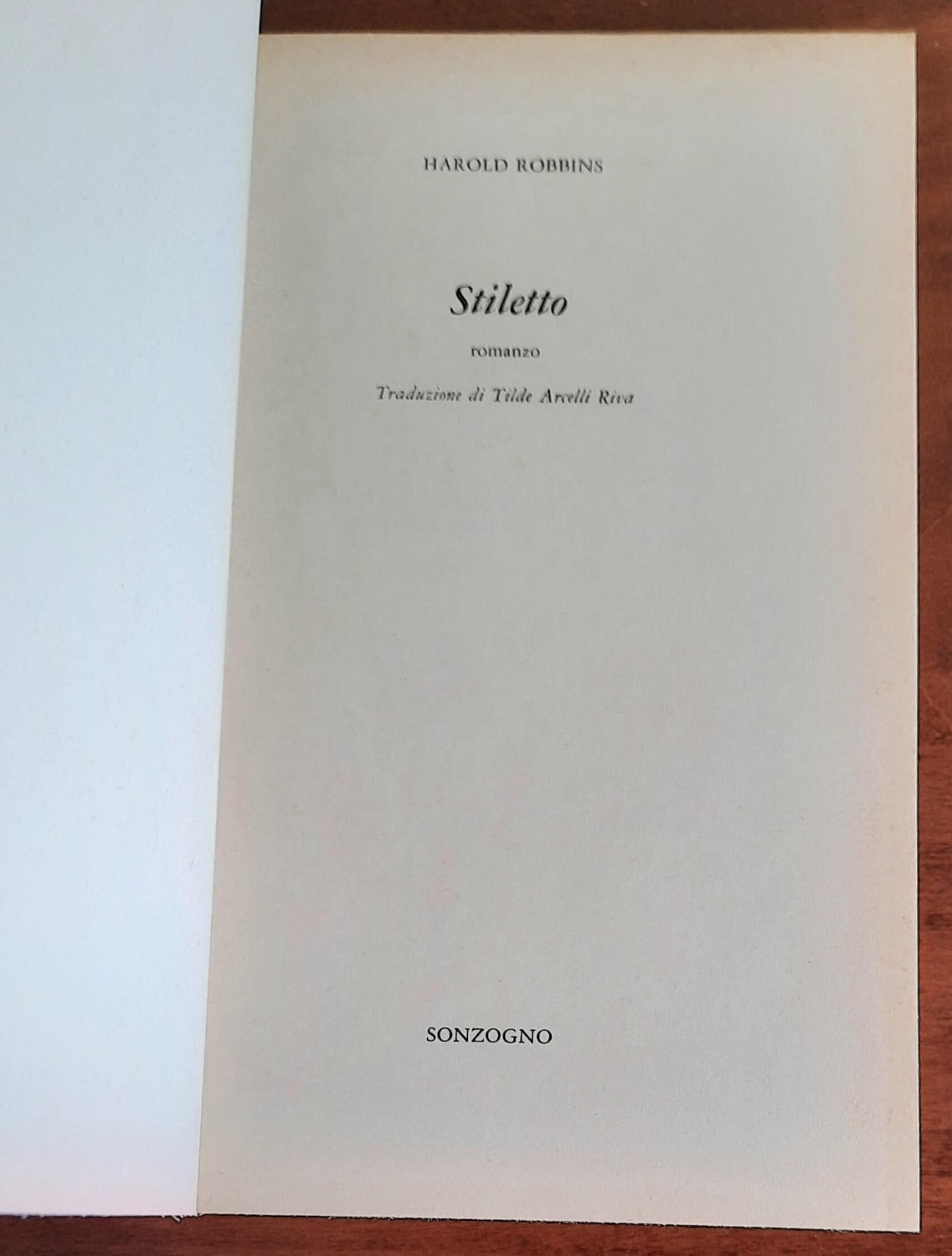 Stiletto - di Harold Robbins - Sonzogno