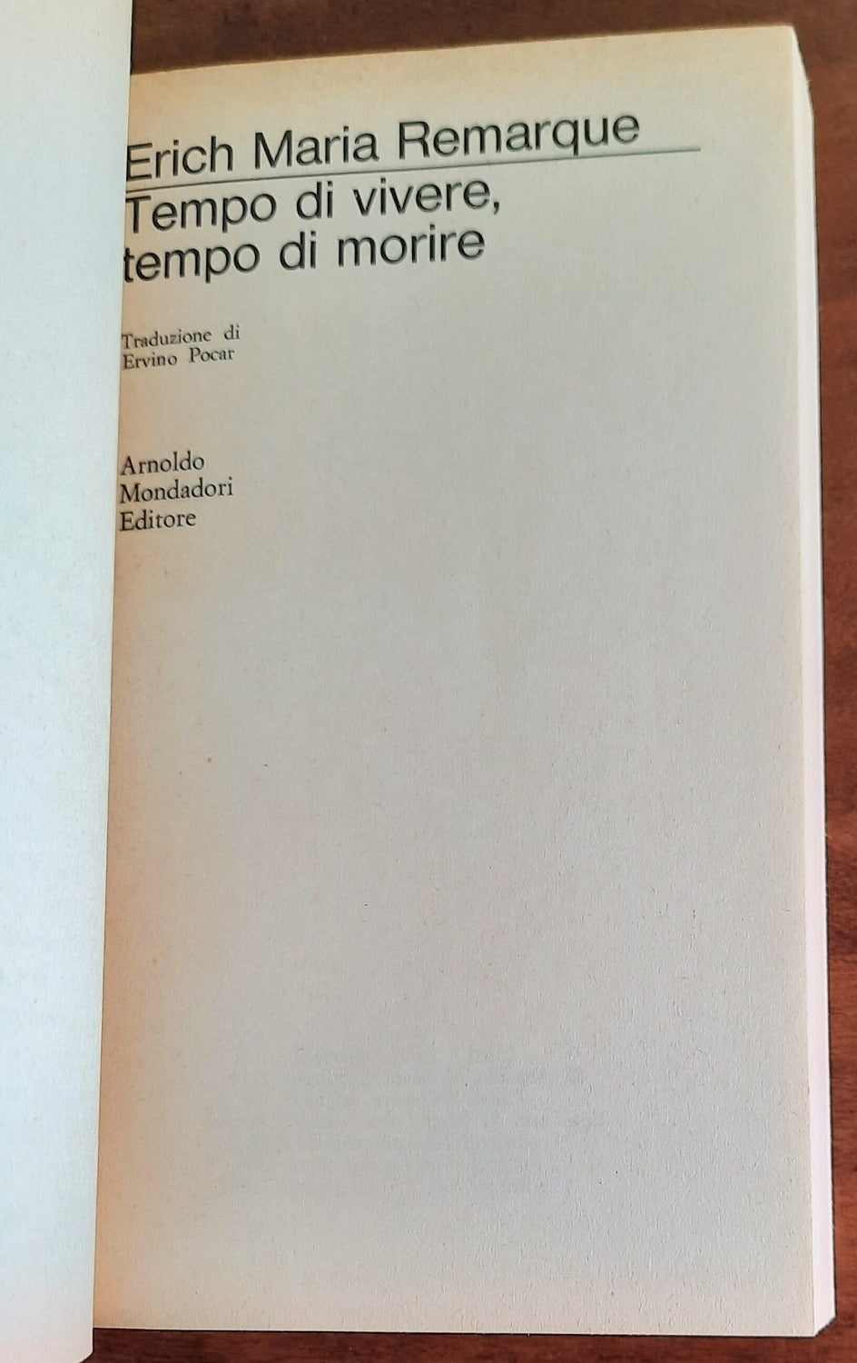 Tempo di vivere, tempo di morire - Mondadori Oscar