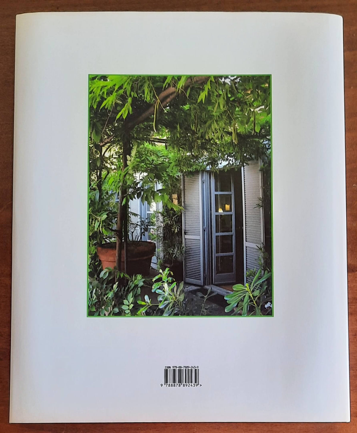 Terrazzi e piccoli giardini - di Elena Accati - Daniela Piazza Editore