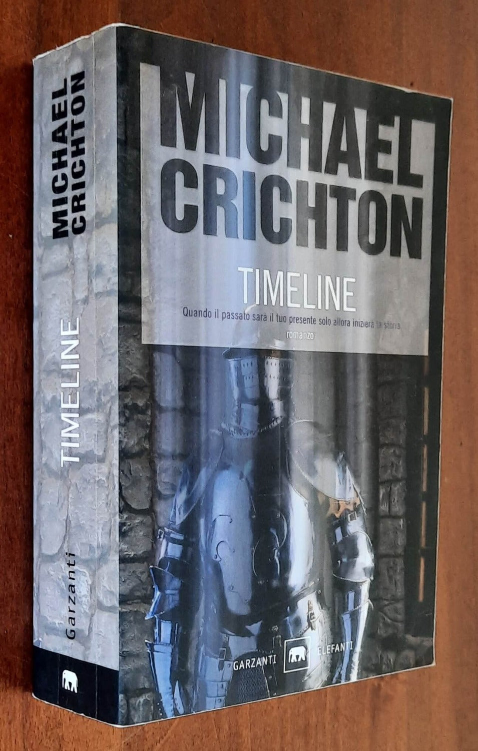 Timeline - di Michael Crichton