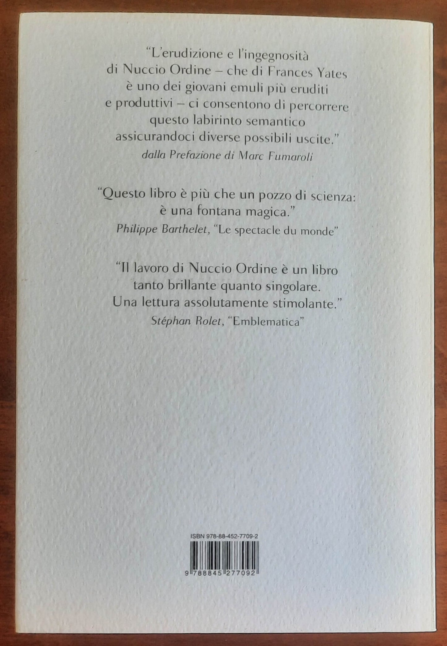 Tre corone per un re. L'impresa di Enrico III e i suoi misteri