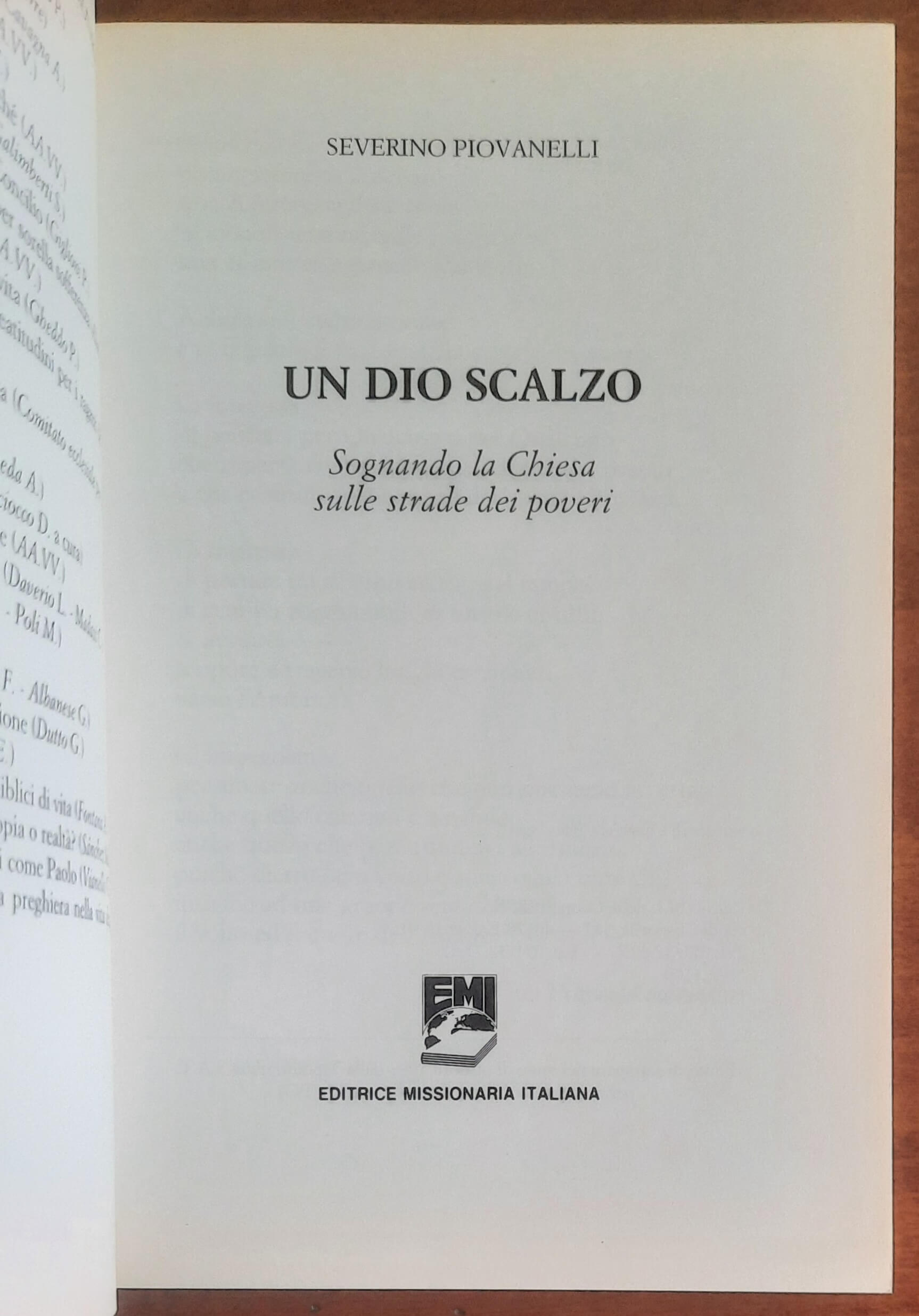 Un Dio scalzo. Sognando la Chiesa sulle strade dei poveri