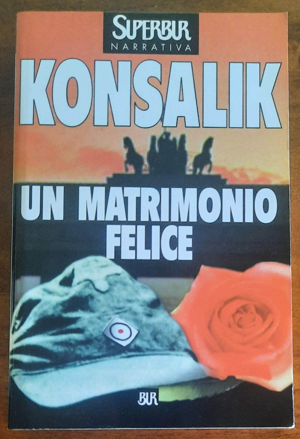 Un matrimonio felice - di Heinz G. Konsalik