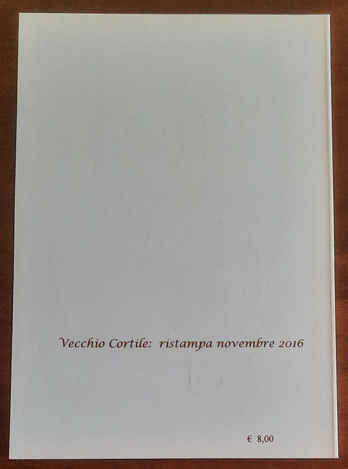 Vecchio Cortile. Racconti - di Anna Rizzi
