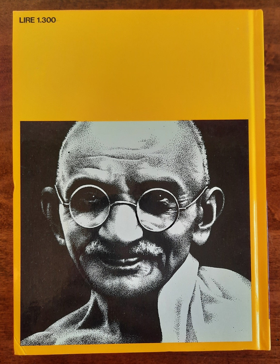Pro e contro Gandhi - Libreria Biellese