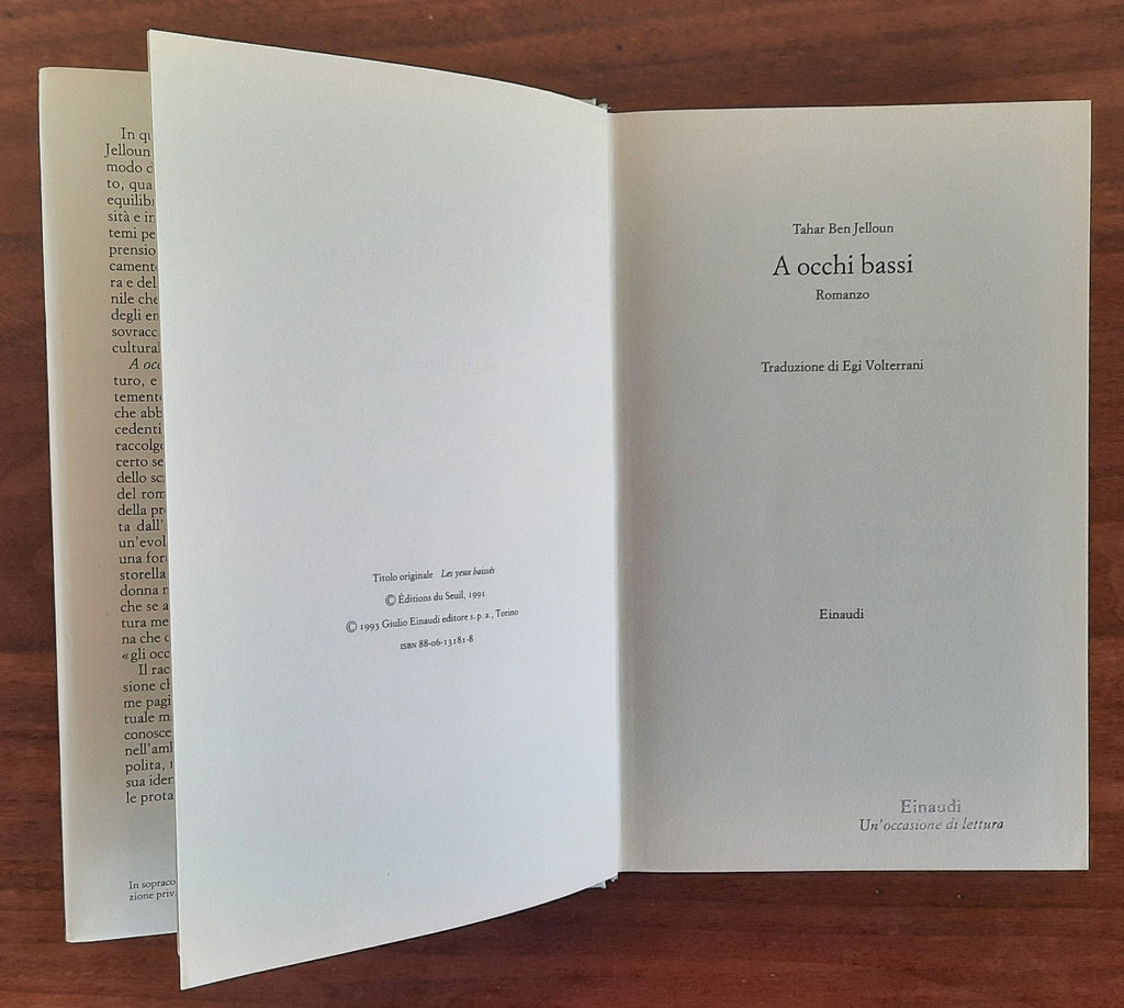 A occhi bassi - Einaudi - Libreria Biellese