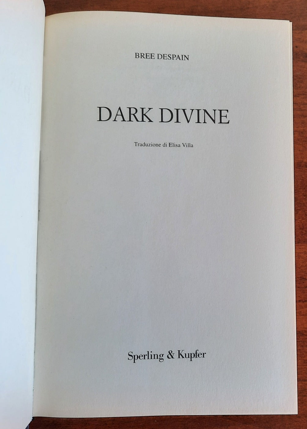 Dark divine - Libreria Biellese