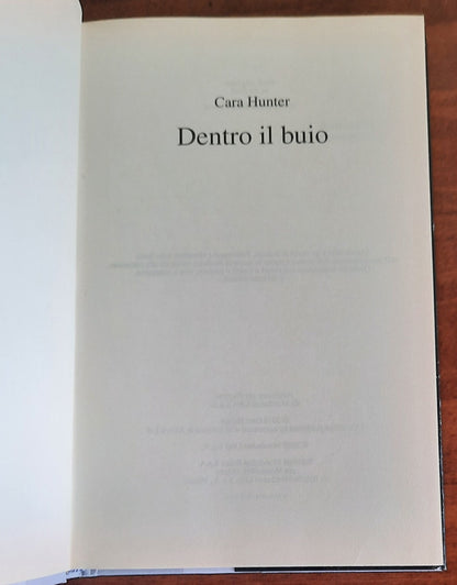 Dentro il buio - Mondolibri - 2020