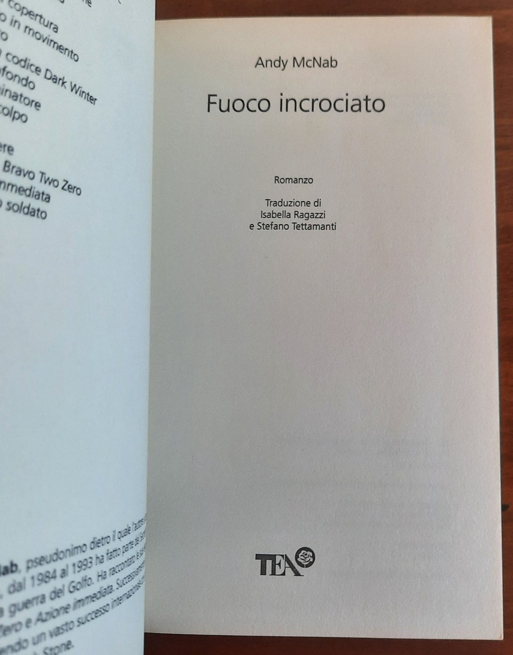 Fuoco incrociato. Una missione per l’ex comandante SAS Nick Stone - Libreria Biellese