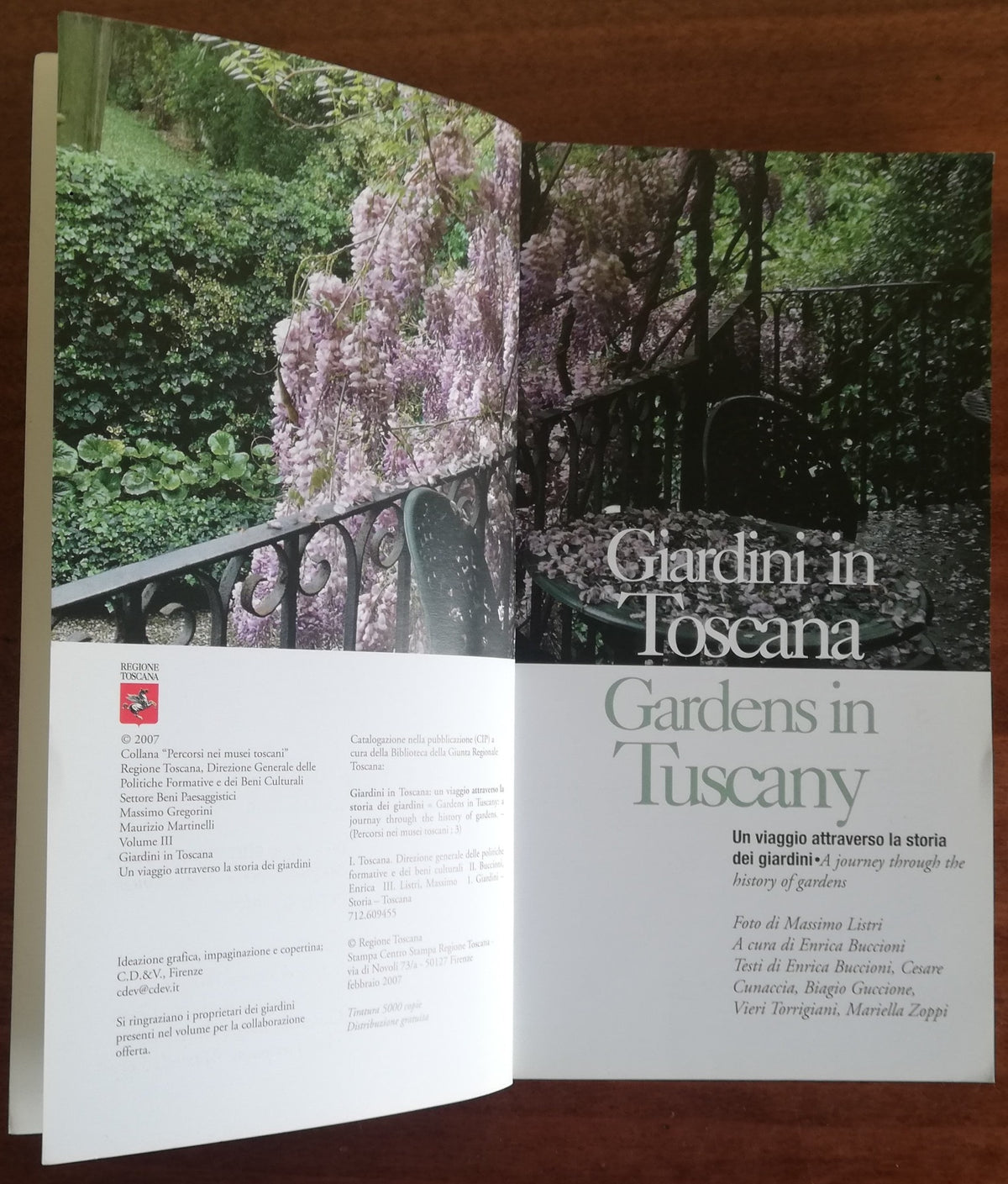 Giardini in Toscana. Un viaggio attraverso la storia dei giardini - Libreria Biellese