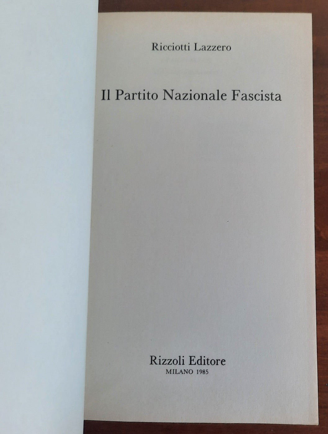 Il Partito Nazionale Fascista. Come era organizzato e come funzionava il partito che mise l’Italia in camicia nera - Libreria Biellese
