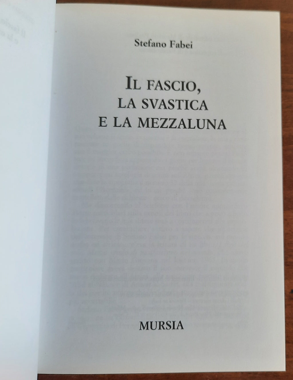 Il fascio, la svastica e la mezzaluna - Libreria Biellese