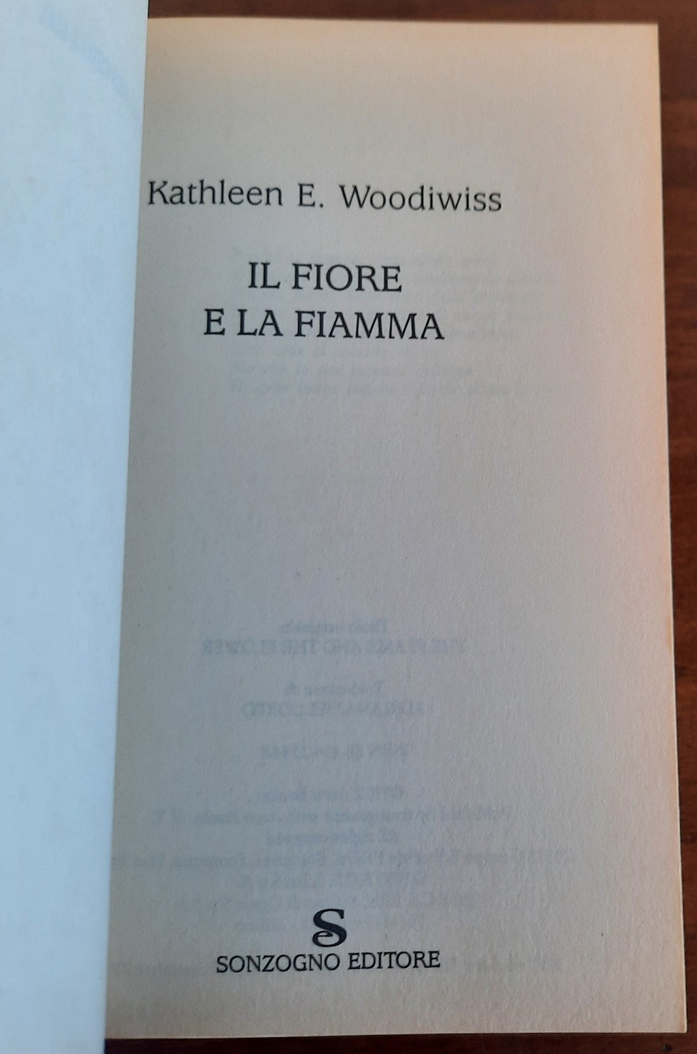 Il fiore e la fiamma