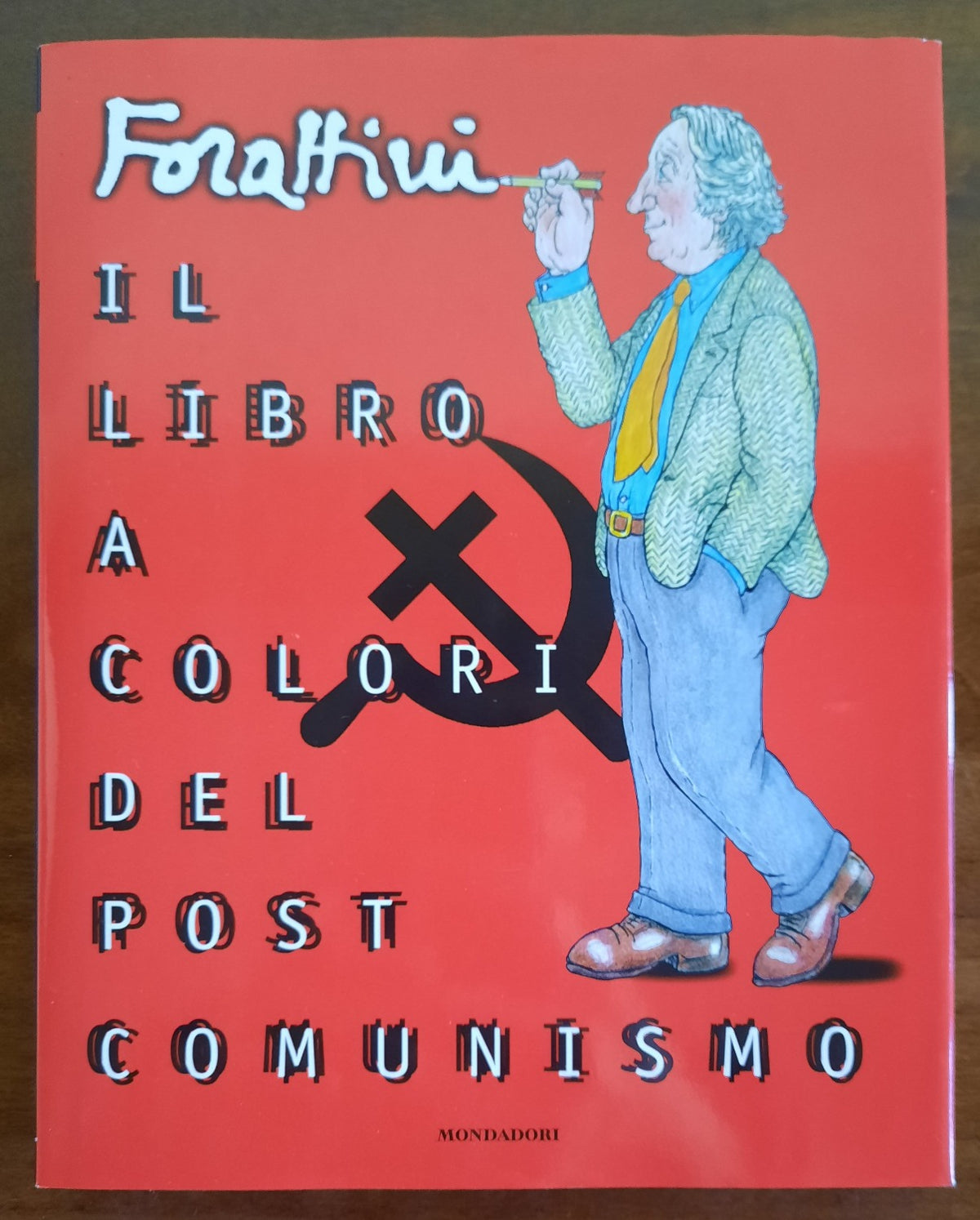 Il libro a colori del post-comunismo - Libreria Biellese
