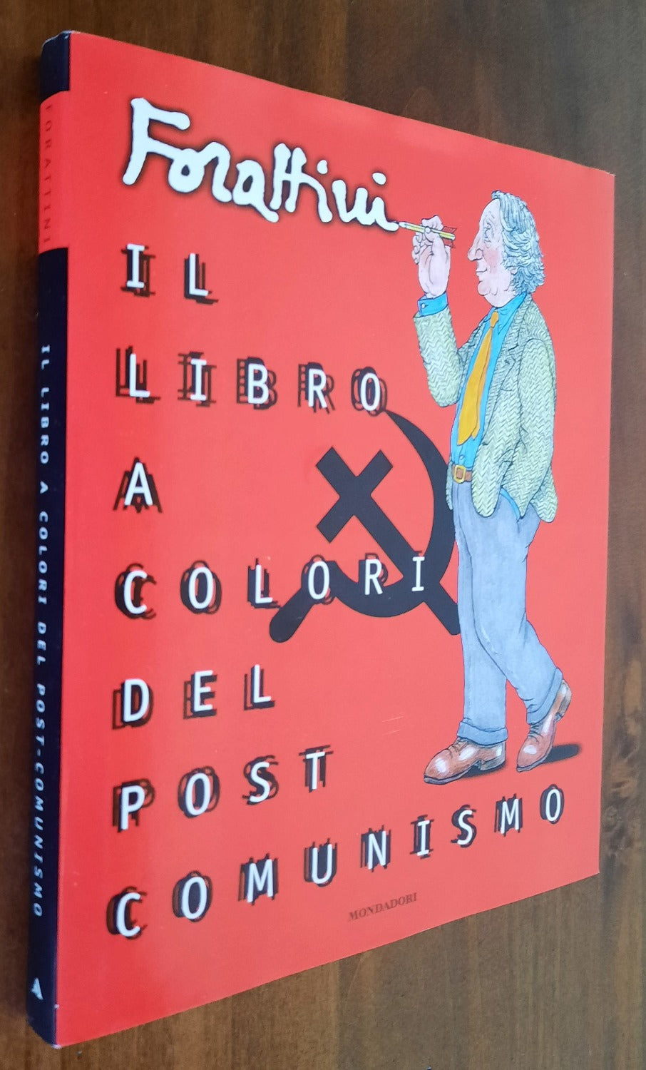 Il libro a colori del post-comunismo