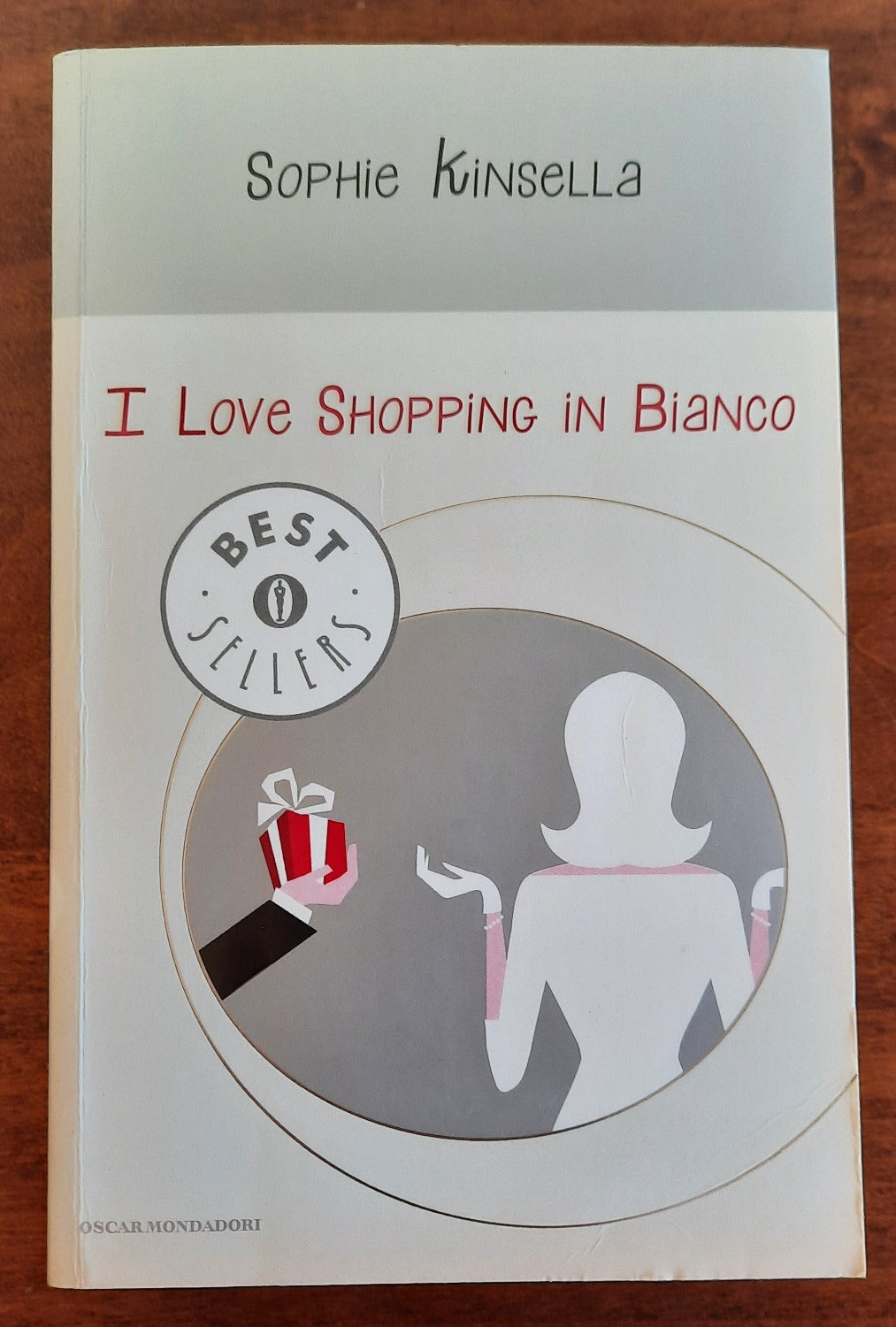 I love shopping in bianco - Libreria Biellese