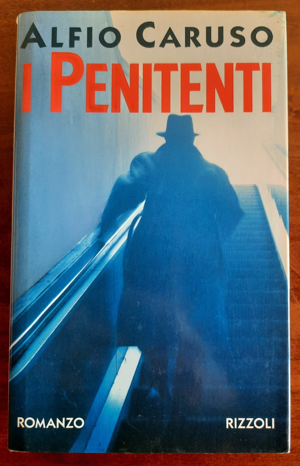 I penitenti - di Alfio Caruso - Libreria Biellese