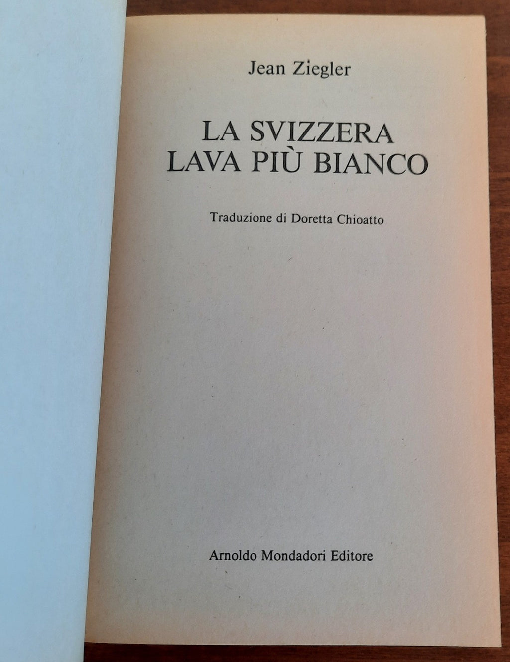 La Svizzera lava più bianco - Libreria Biellese