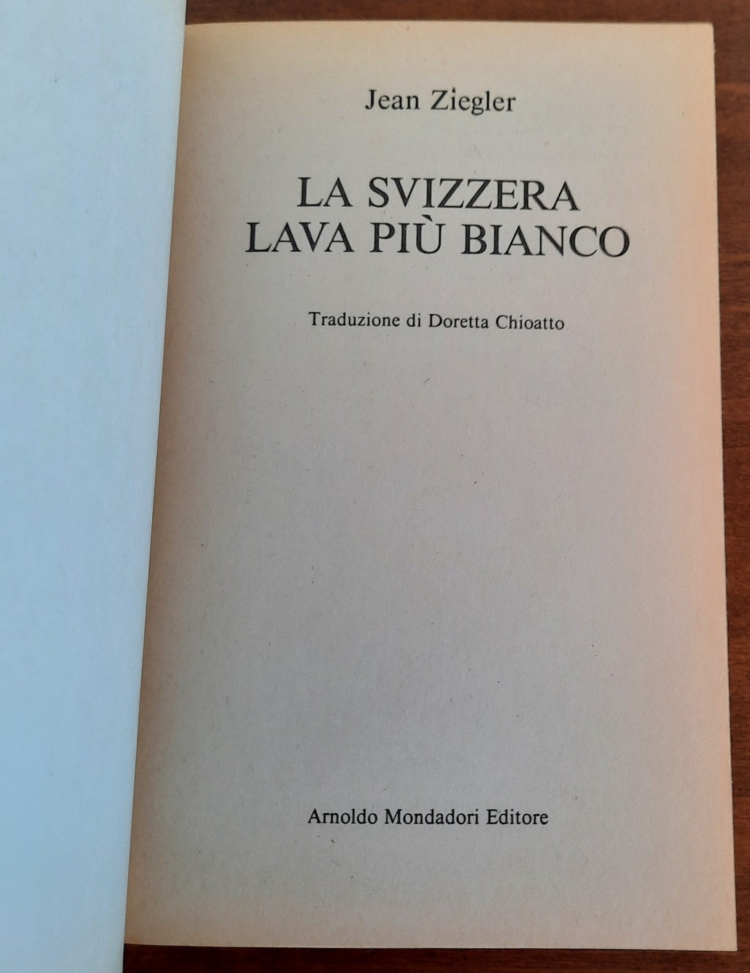 La Svizzera lava più bianco - Libreria Biellese