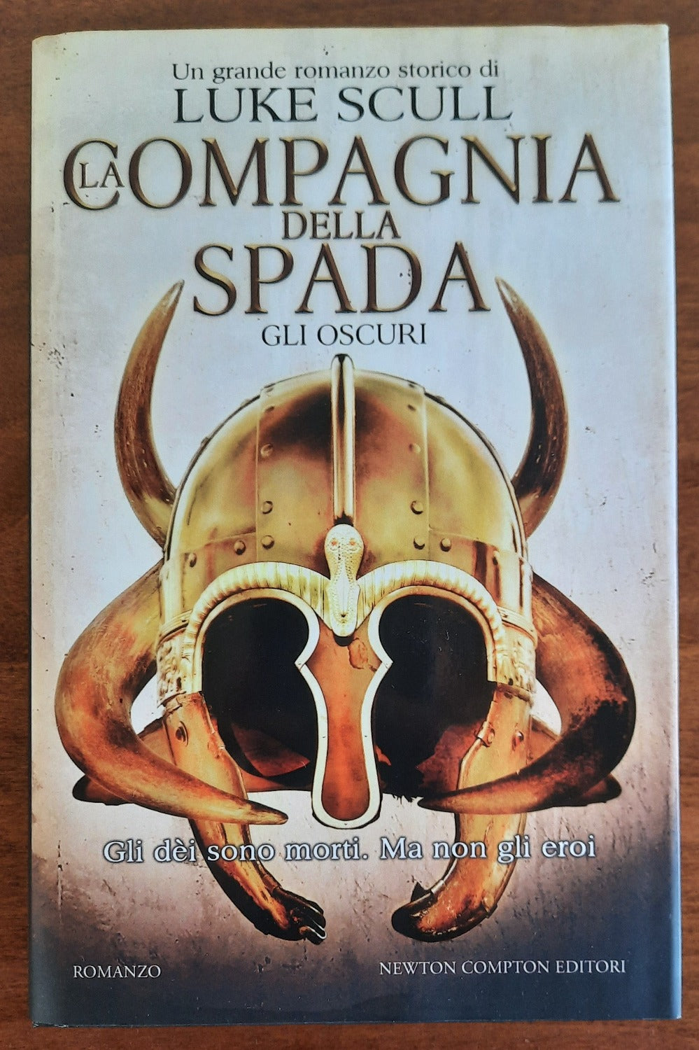 La compagnia della spada. Gli oscuri - Libreria Biellese