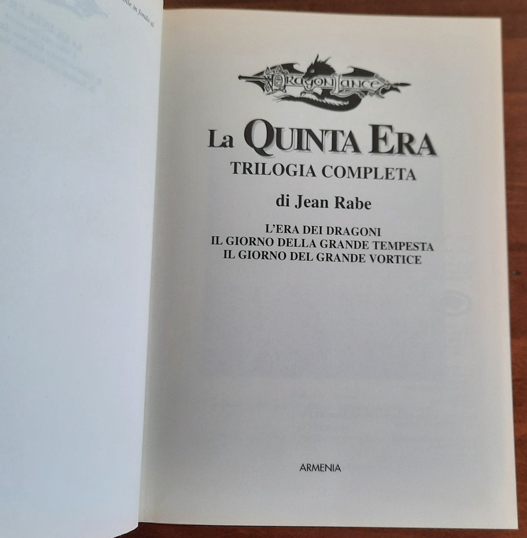 La quinta era. Trilogia completa: L’era dei dragoni - Il giorno della grande tempesta - Il giorno del grande vortice - Libreria Biellese