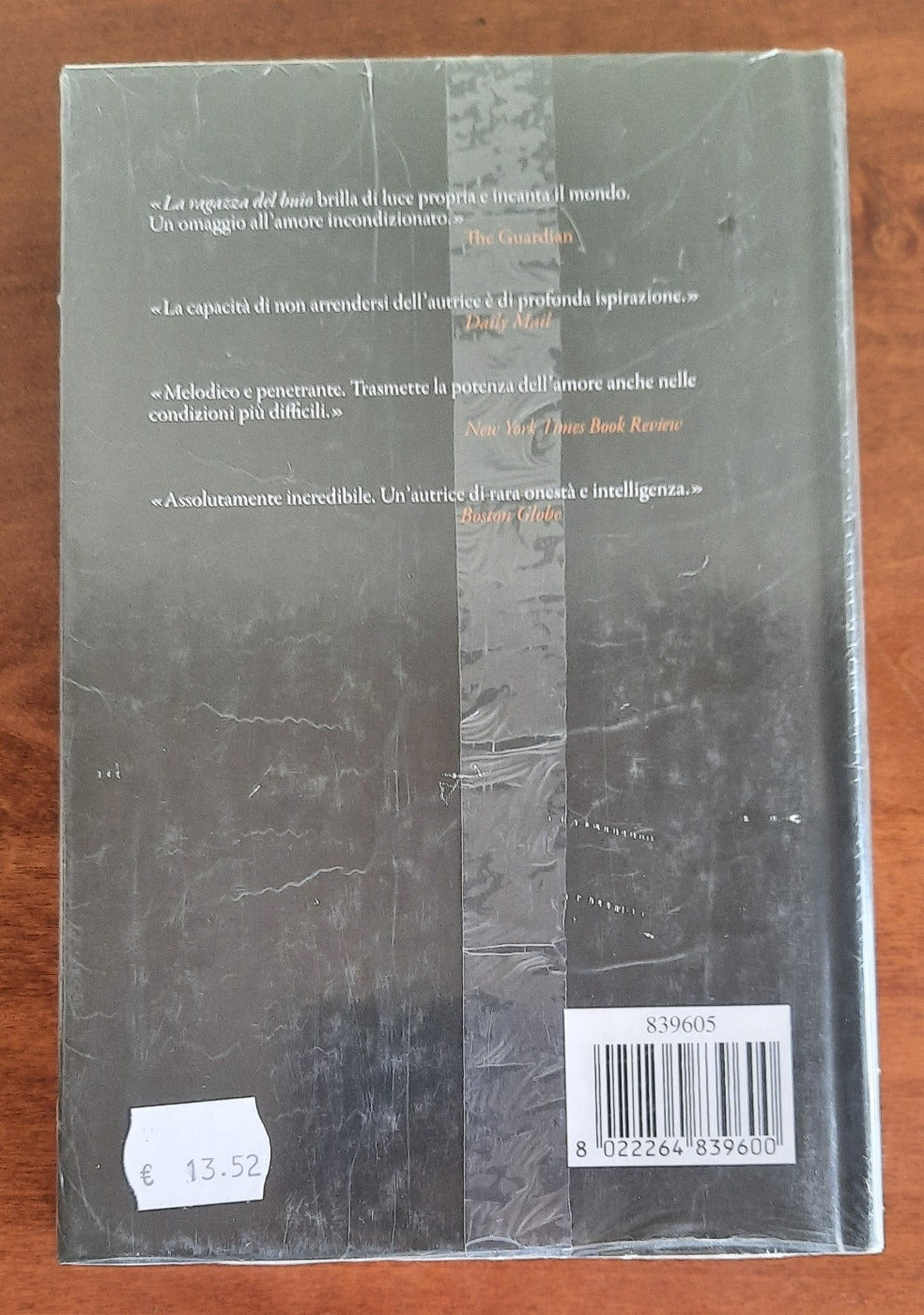 La ragazza del buio - Libreria Biellese