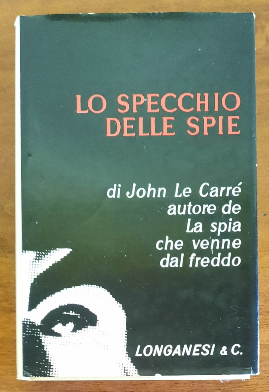 Lo specchio delle spie