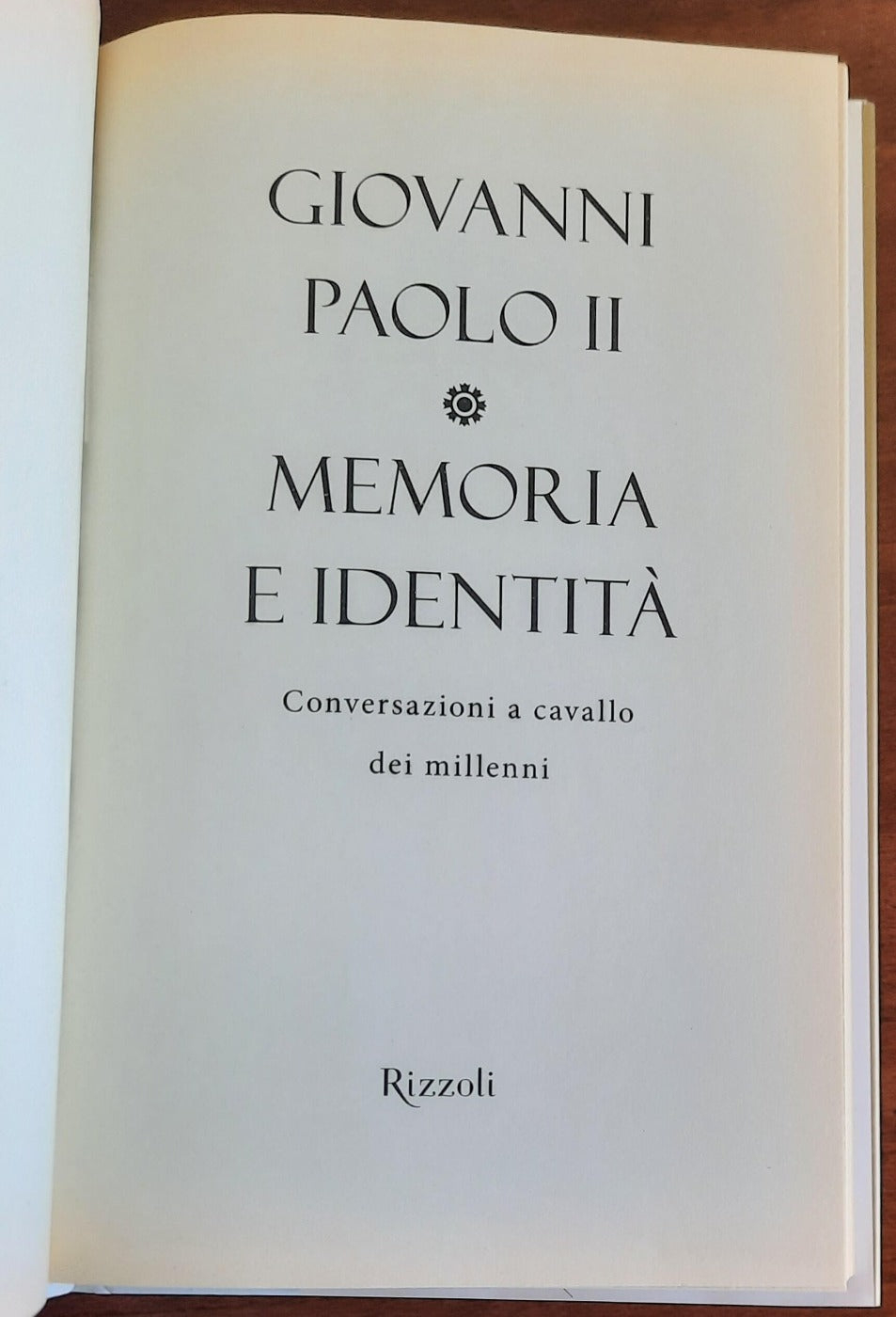Memoria e identità. Conversazioni a cavallo dei millenni - Rizzoli - 2005 - Libreria Biellese