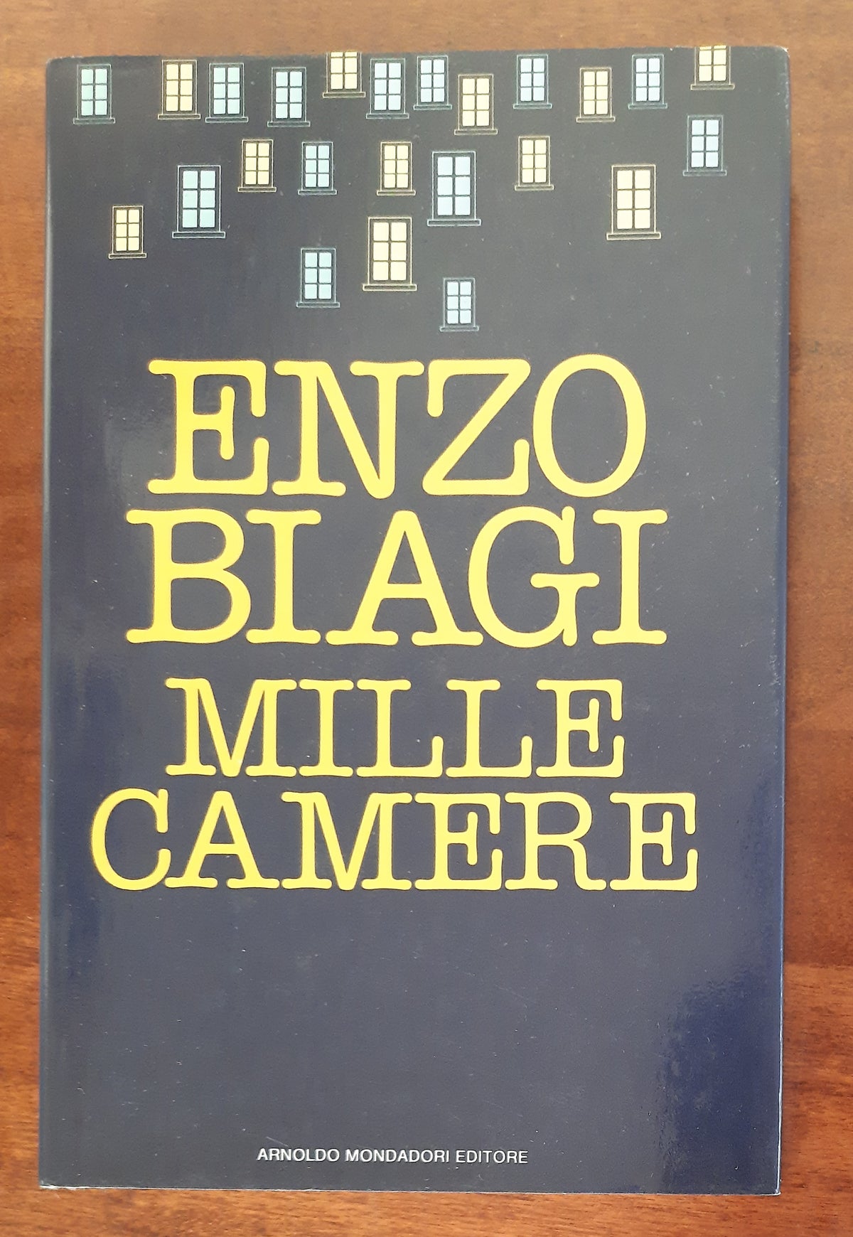 Mille camere - Mondadori - Libreria Biellese