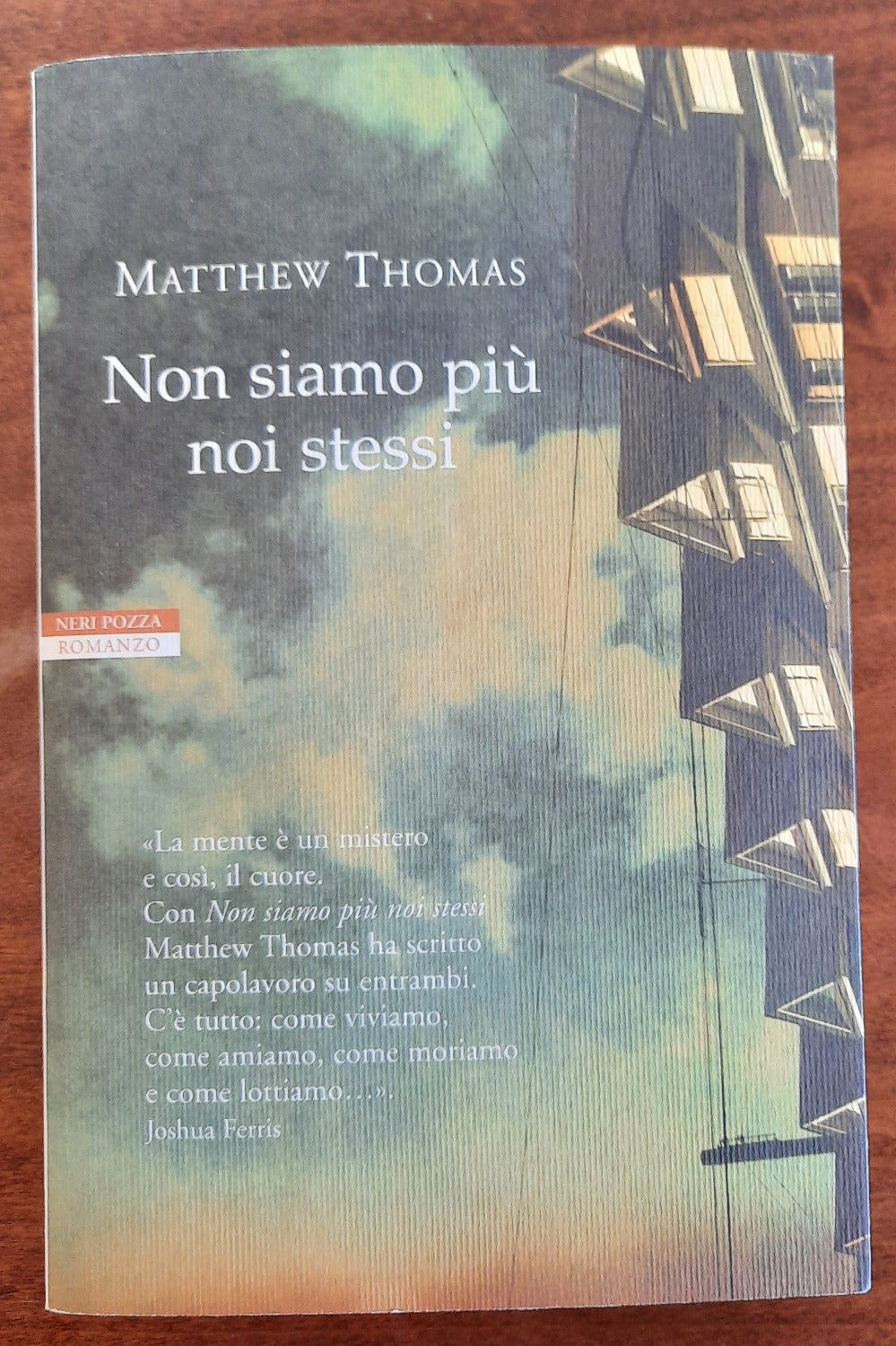 Non siamo più noi stessi - Neri Pozza Editore - Libreria Biellese