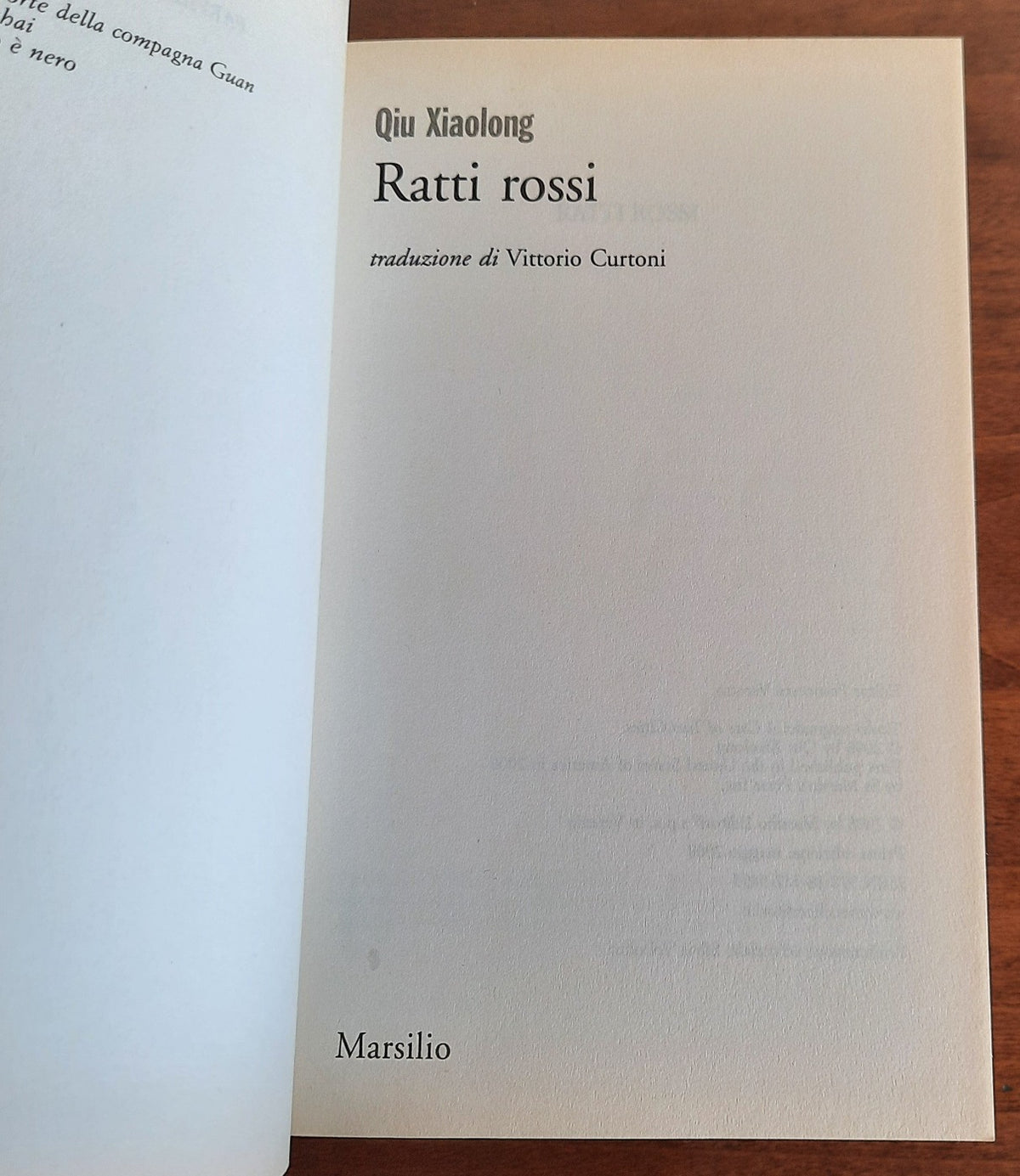 Ratti rossi. Il quarto caso per ’ispettore Chen - Libreria Biellese