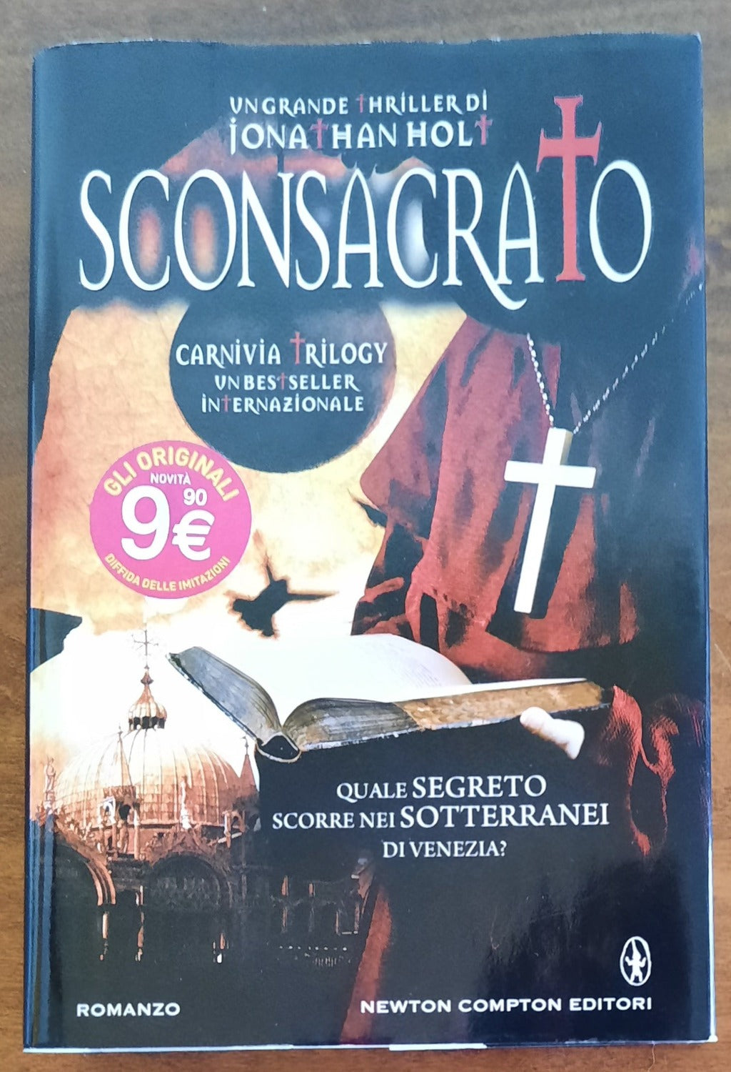 Sconsacrato - Newton Compton - Libreria Biellese