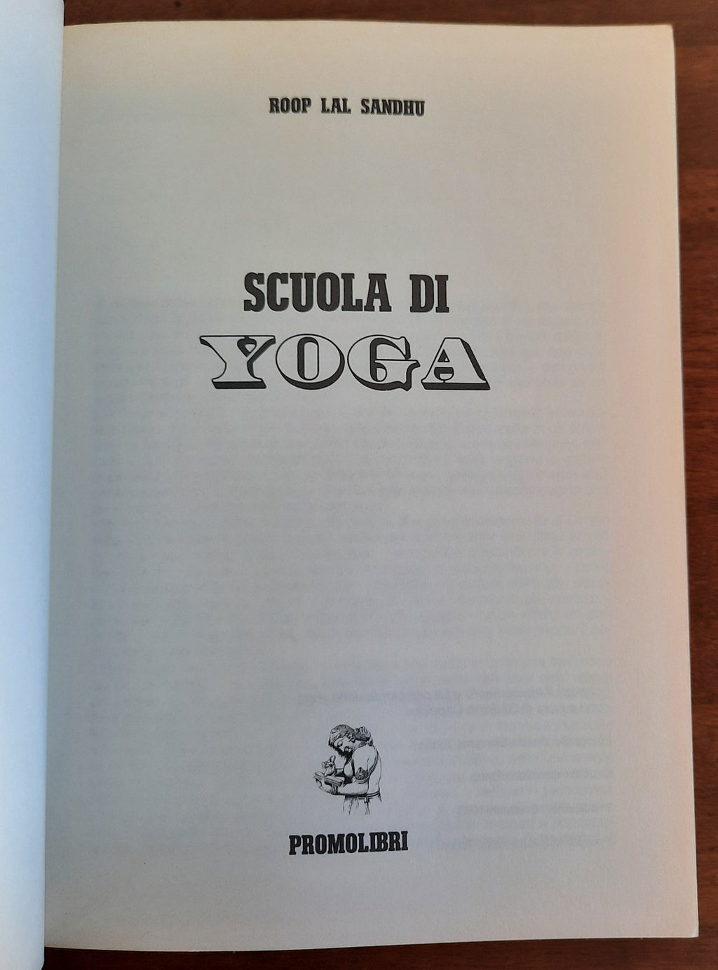 Scuola di yoga - Libreria Biellese