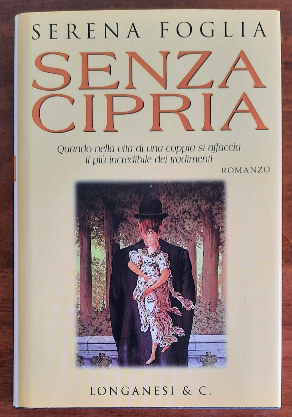 Senza cipria. Quando nella vita di una coppia si affaccia il più incredibile dei tradimenti - Libreria Biellese