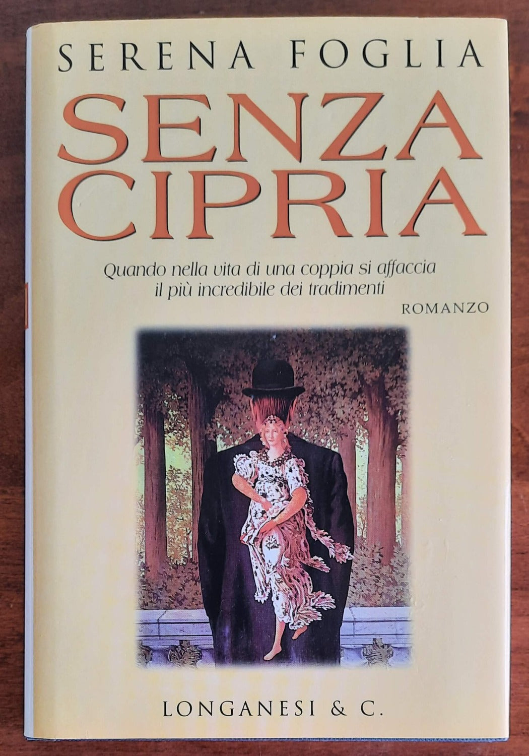 Senza cipria. Quando nella vita di una coppia si affaccia il più incredibile dei tradimenti - Libreria Biellese