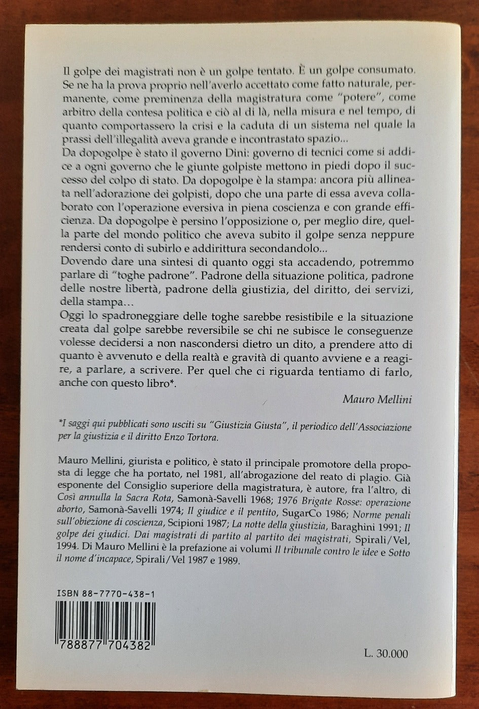 Toghe padrone. Mani pulite andata e ritorno - Libreria Biellese