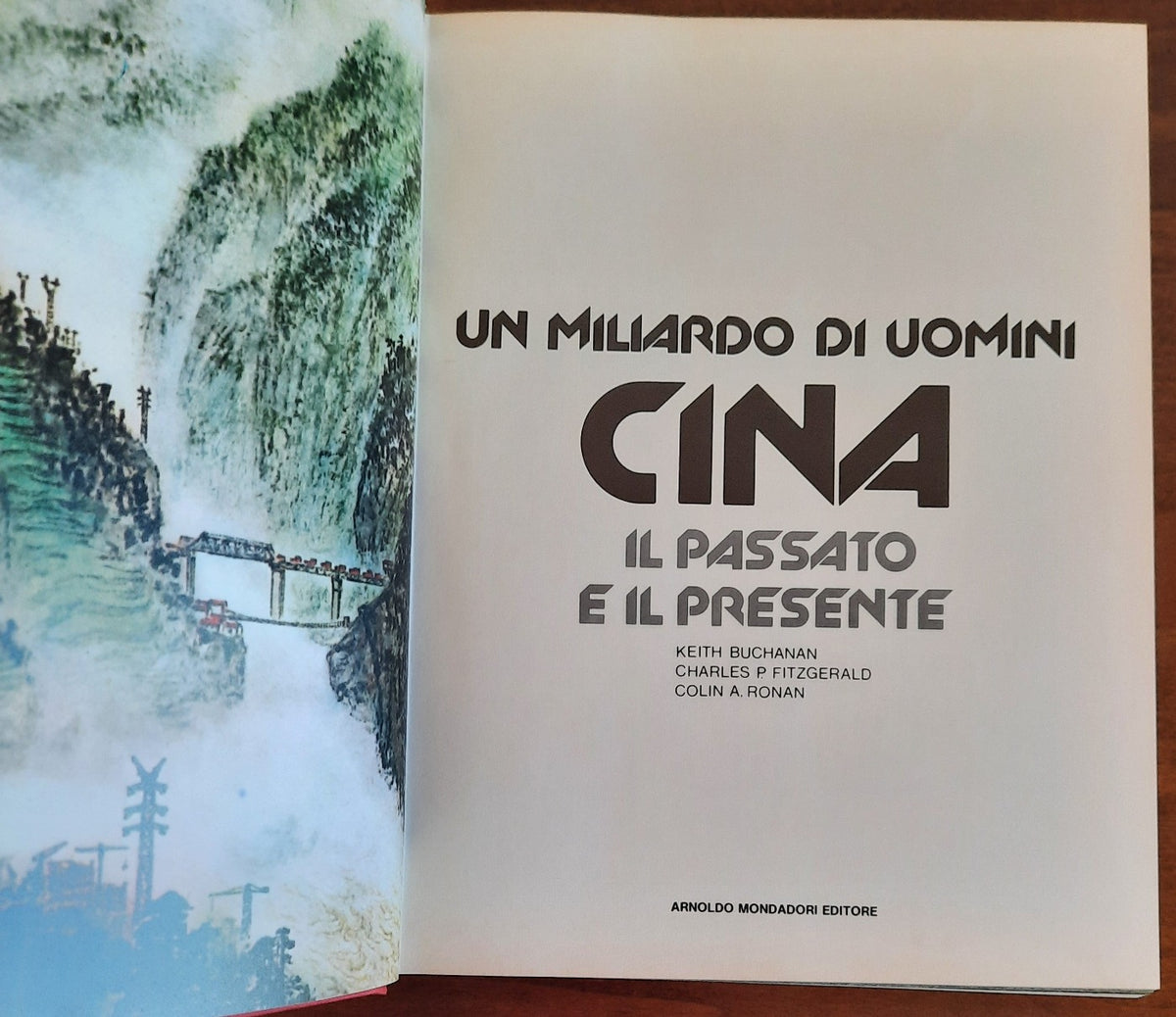 Un miliardo di uomini. Cina il passato e il presente - Libreria Biellese
