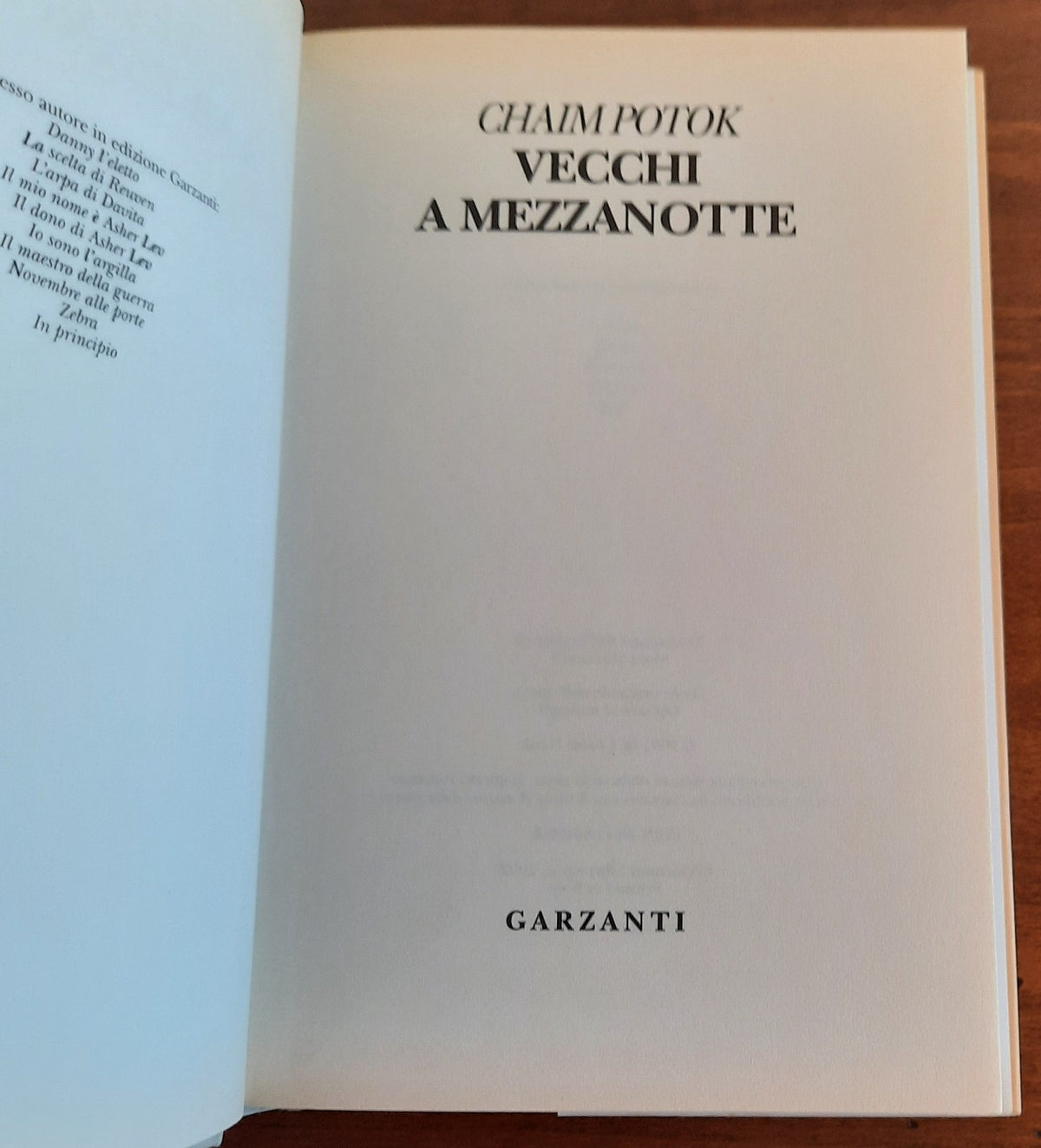 Vecchi a mezzanotte - Garzanti - Libreria Biellese
